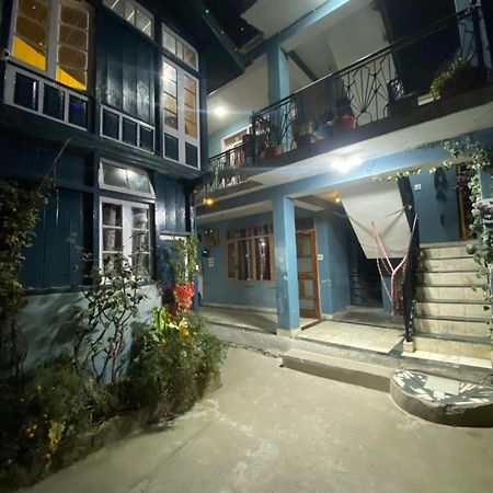 The Prasher Lodge Mall Road Manali Kültér fotó