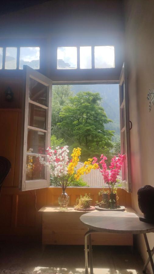 The Prasher Lodge Mall Road Manali Kültér fotó