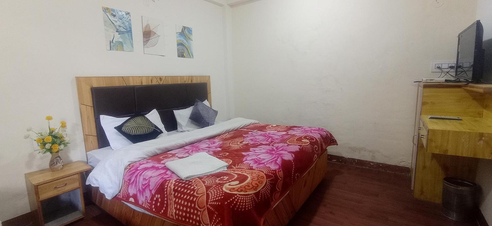 The Prasher Lodge Mall Road Manali Kültér fotó