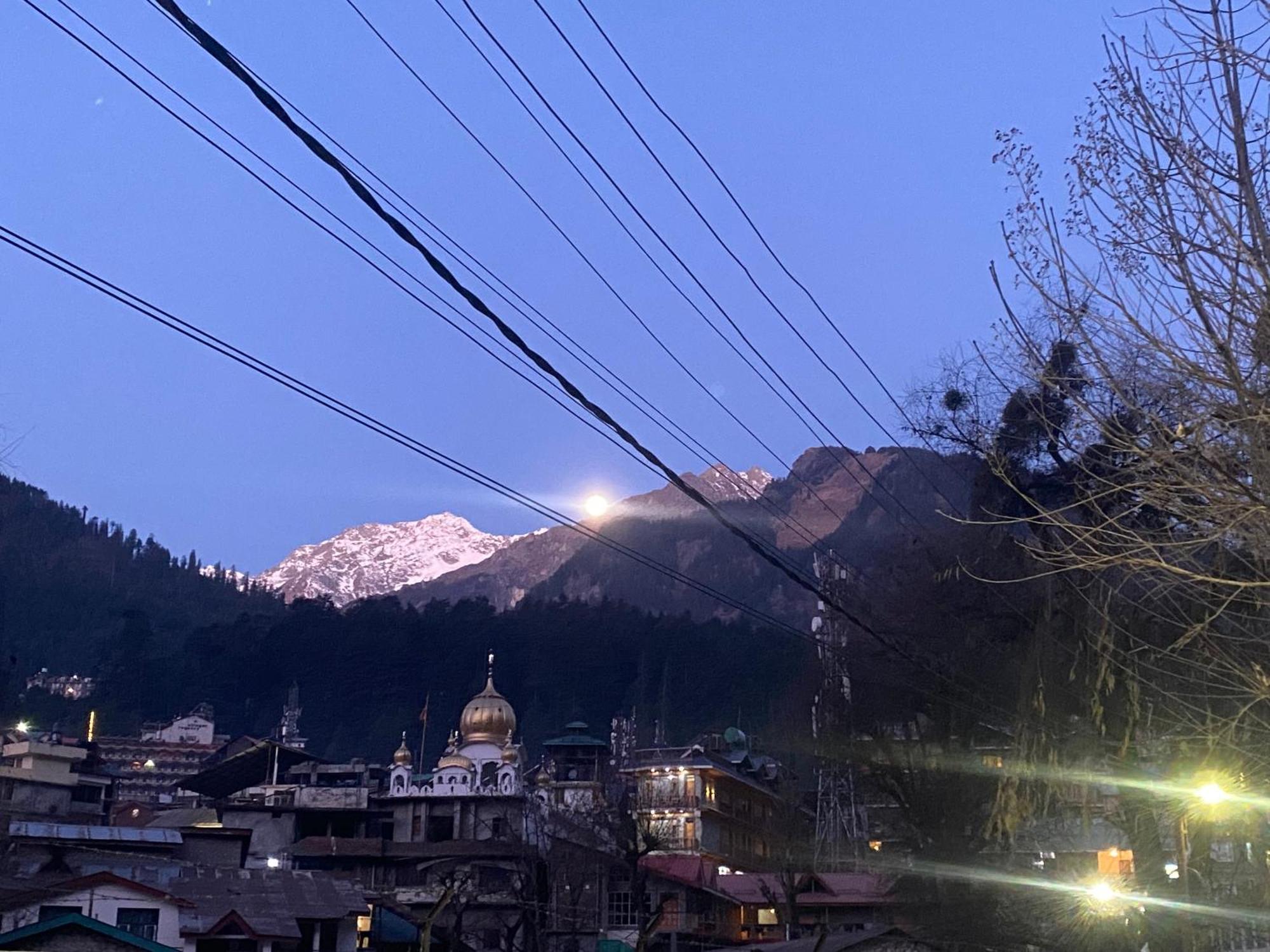 The Prasher Lodge Mall Road Manali Kültér fotó