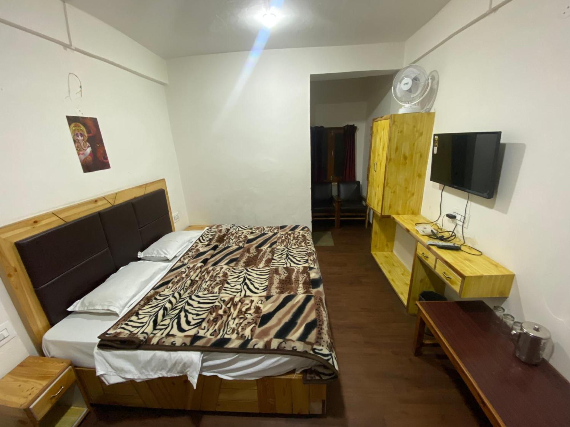 The Prasher Lodge Mall Road Manali Kültér fotó
