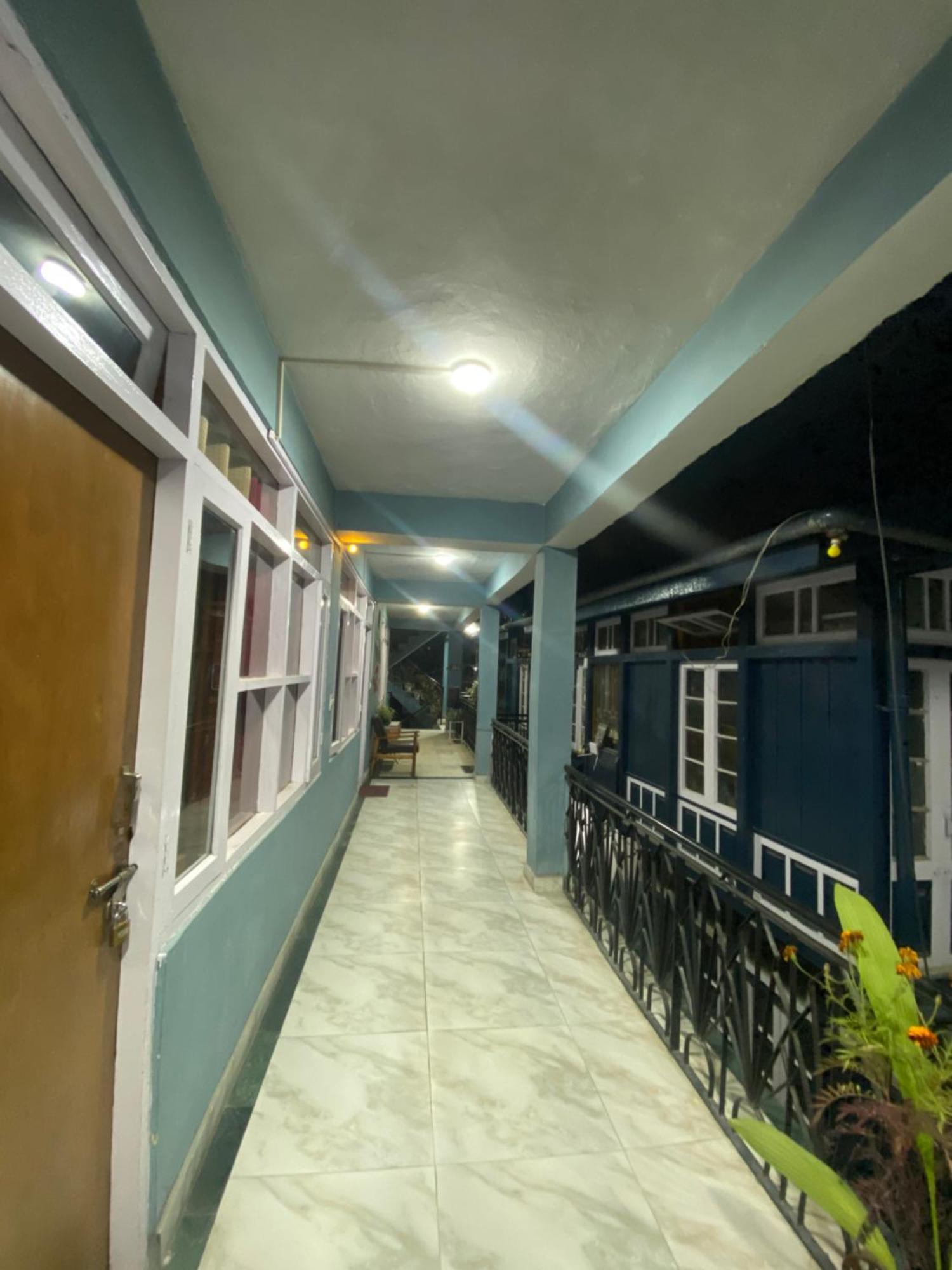 The Prasher Lodge Mall Road Manali Kültér fotó